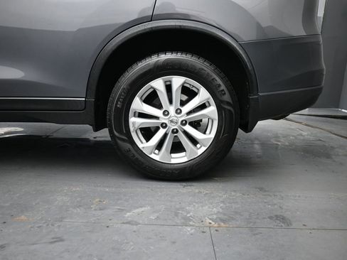 Used 2015 Nissan Rogue SV w/ SV Premium Package image 13