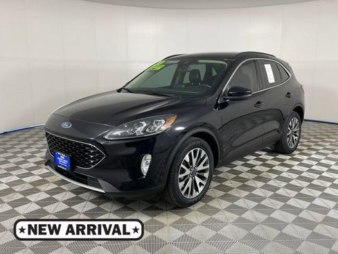 Used 2020 Ford Escape Titanium AWD/4WD image 1