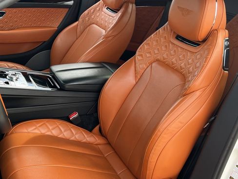 Used 2021 Bentley Continental GT image 19