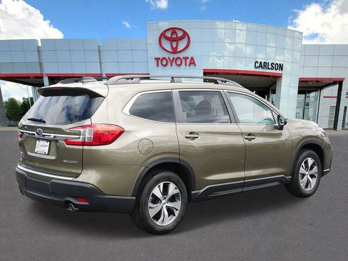 Used 2023 Subaru Ascent Premium w/ Convenience Package AWD/4WD image 5