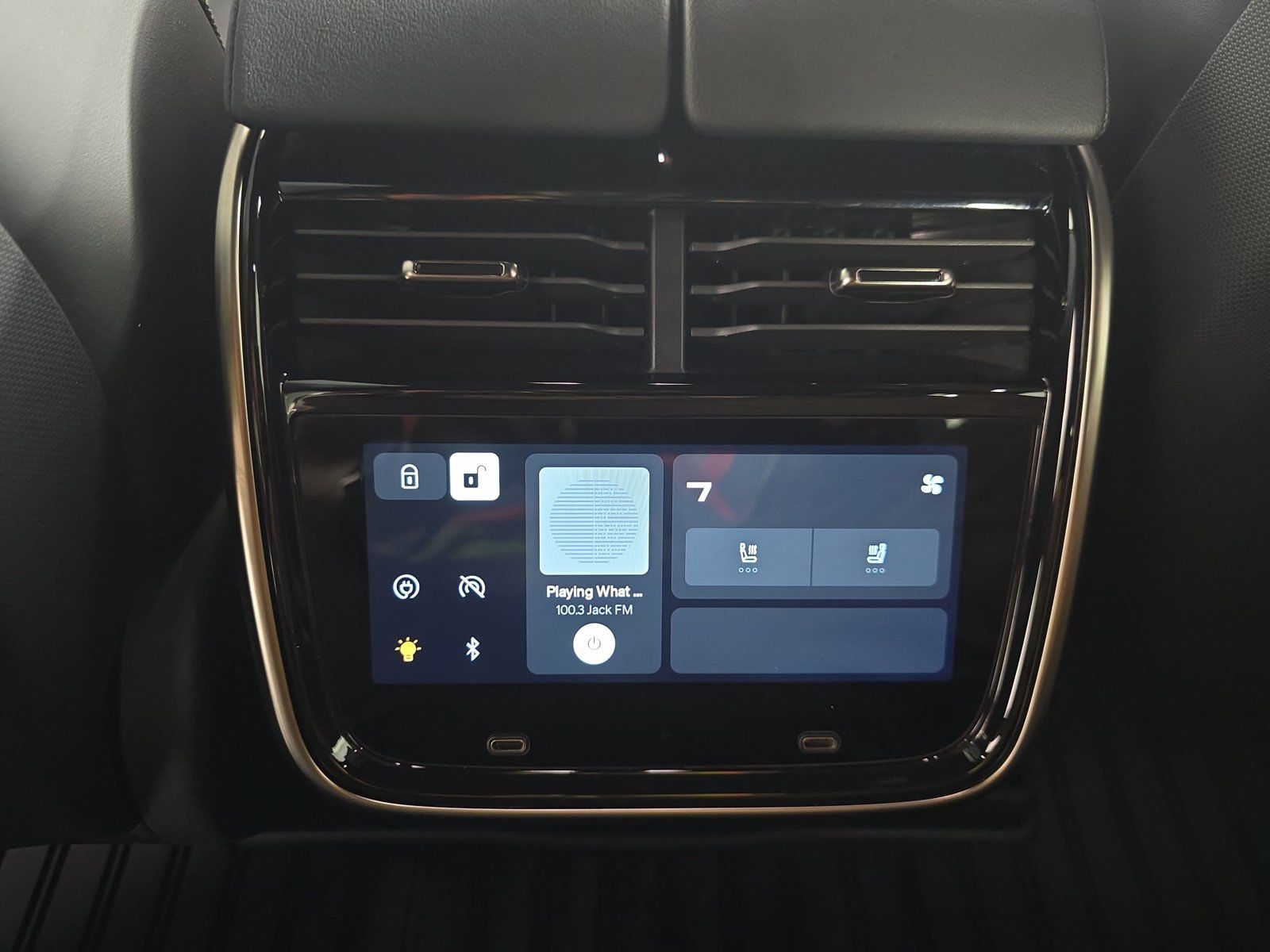 Used 2022 Rivian R1T Launch Edition AWD/4WD image 28
