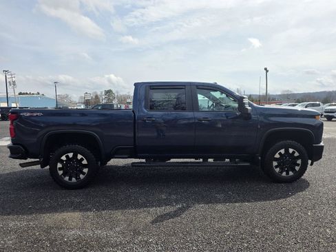 Used 2020 Chevrolet Silverado 2500 Custom w/ Custom Convenience Package image 13