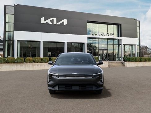 New 2026 Kia K4 FWD image 3