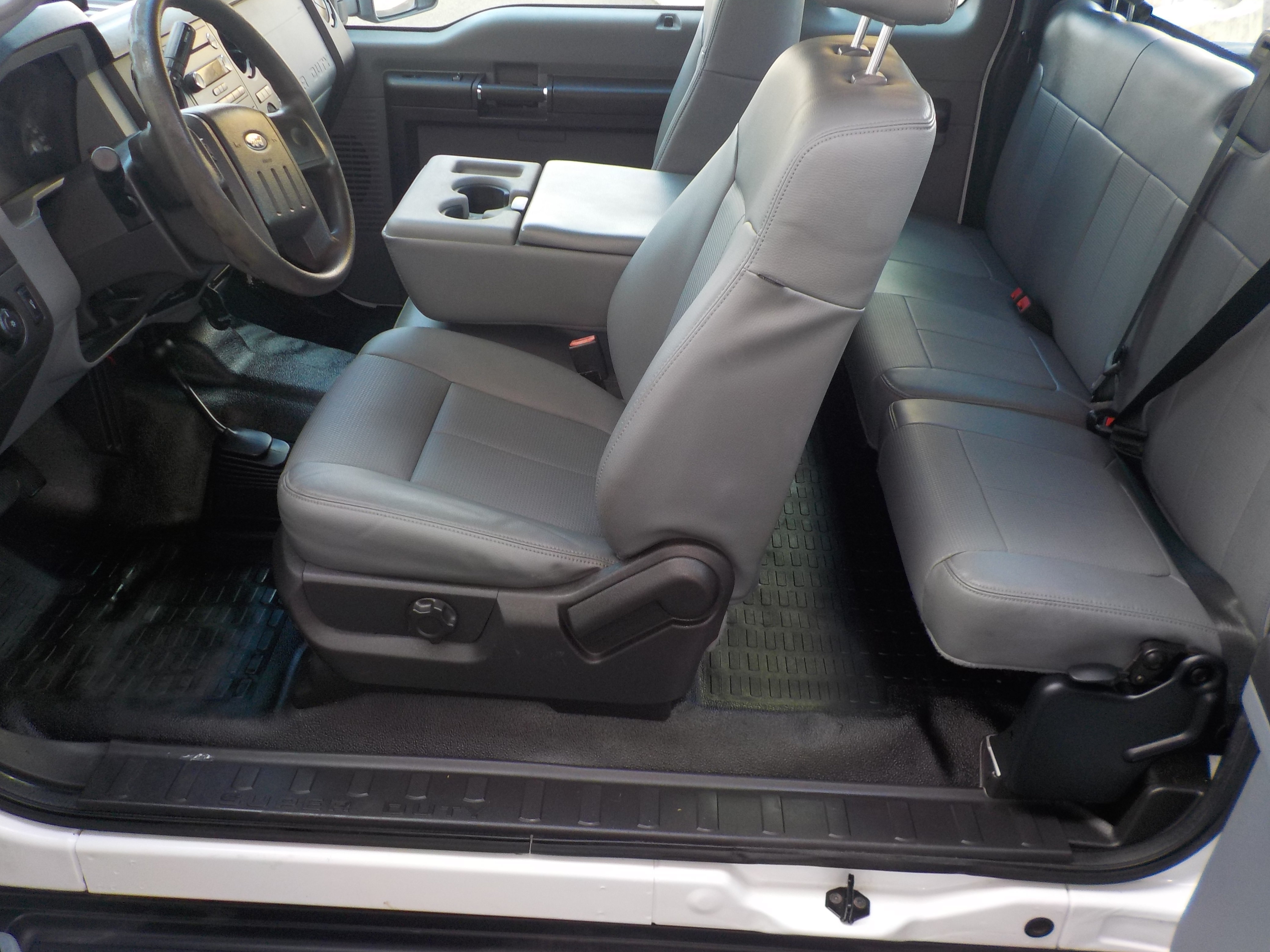 Used 2015 Ford F250 XL w/ Power Equipment Group AWD/4WD image 14