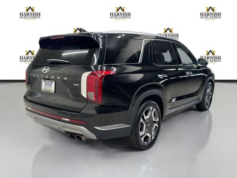 Used 2023 Hyundai Palisade Limited AWD/4WD image 6