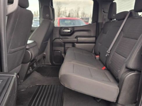 Used 2022 Chevrolet Silverado 1500 Custom AWD/4WD image 17