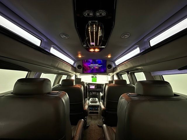 Used 2022 Chevrolet Express 2500 Extended w/ Enhanced Convenience Package RWD image 3