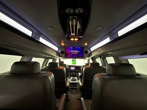 Used 2022 Chevrolet Express 2500 Extended w/ Enhanced Convenience Package RWD image 3
