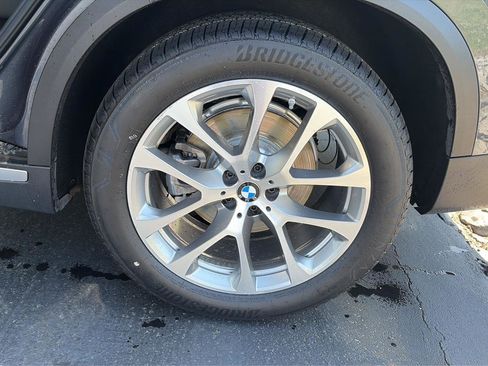 Used 2021 BMW X5 xDrive40i w/ Premium Package 2 AWD/4WD image 11