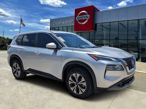 Used 2023 Nissan Rogue SV FWD image 1