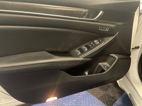 Certified 2022 Honda Accord EX-L image 13