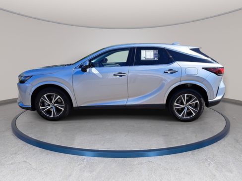 Used 2023 Lexus RX 350 FWD w/ Accessory Package (Z1) image 8