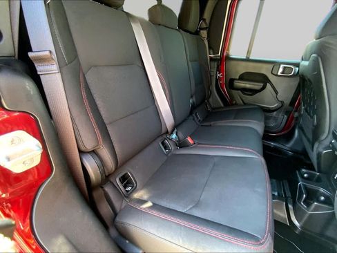 Used 2021 Jeep Gladiator Rubicon AWD/4WD image 20