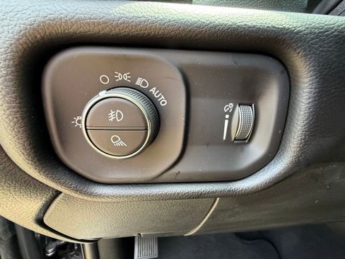 Used 2026 RAM 2500 Big Horn AWD/4WD image 14