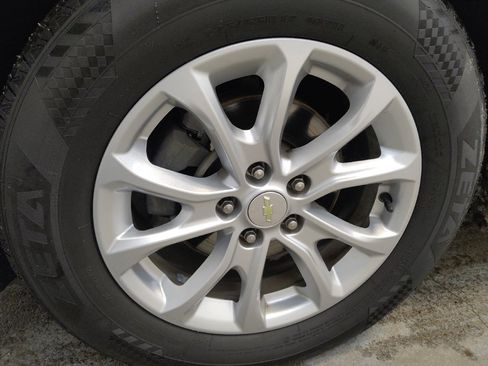 Used 2020 Chevrolet Equinox LT w/ LPO, Floor Liner Package image 31