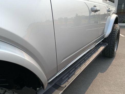 Used 2021 Ford Bronco Outer Banks image 12