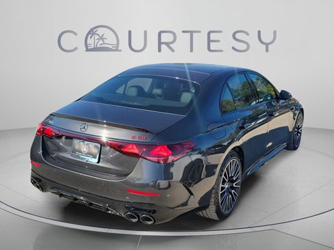 Used 2026 Mercedes-Benz E 53 AMG e 4MATIC Sedan image 4