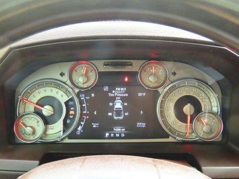 Used 2018 RAM 3500 Laramie Longhorn w/ Longhorn Southfork Package image 29