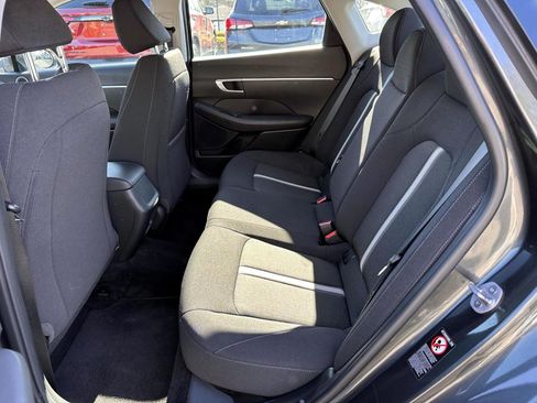 Used 2023 Hyundai Sonata SE w/ Cargo Package FWD image 12