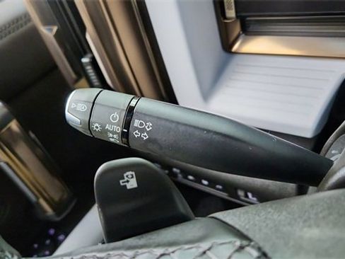 Used 2024 GMC Hummer EV 3X w/ Omega Edition image 40