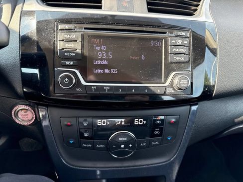 Used 2018 Nissan Sentra SR w/ SR Midnight Edition Package FWD image 20