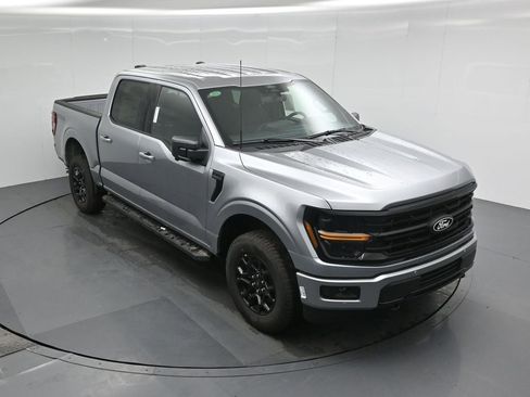 New 2026 Ford F150 XLT w/ Equipment Group 302A MID image 35