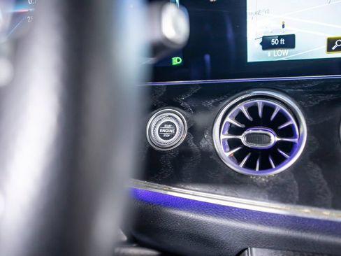 Used 2022 Mercedes-Benz E 450 Coupe image 33