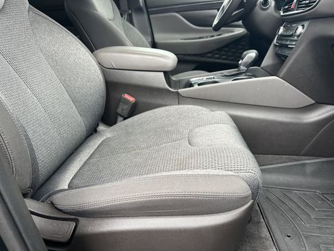 Used 2019 Hyundai Santa Fe SEL image 14