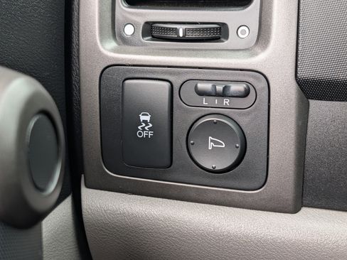 Used 2011 Honda CR-V EX image 26