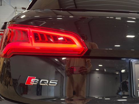 Used 2019 Audi SQ5 Prestige w/ Prestige Package AWD/4WD image 50