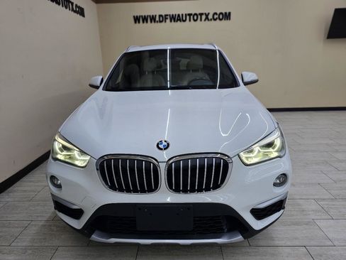 Used 2017 BMW X1 xDrive28i image 3