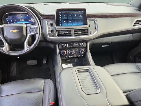 Used 2024 Chevrolet Tahoe LT w/ Luxury Package image 13