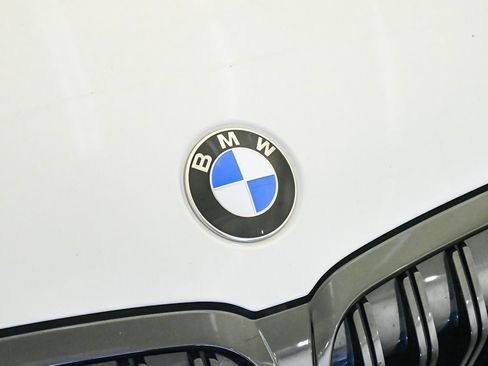 Certified 2024 BMW 330i xDrive Sedan w/ M Sport Package AWD/4WD image 8