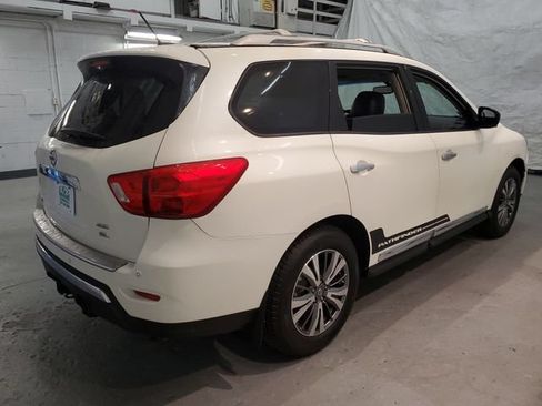 Used 2016 Nissan Pathfinder SL w/ SL Tech Package AWD/4WD image 7