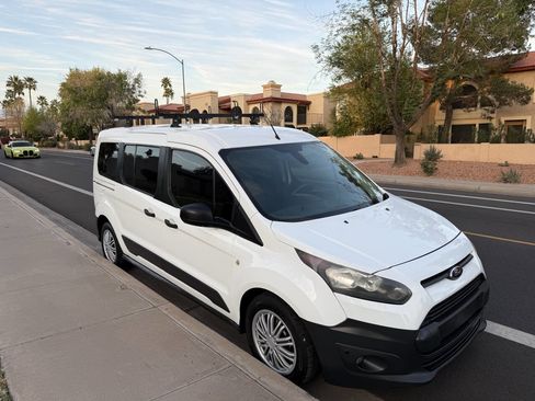 Used 2016 Ford Transit Connect XL image 2