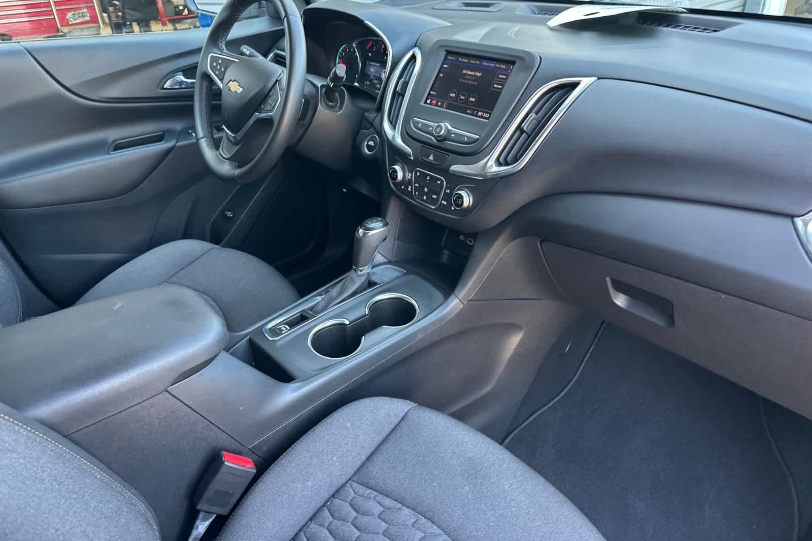 Used 2020 Chevrolet Equinox LT FWD image 17