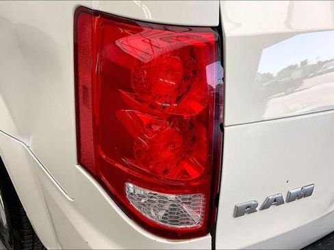 Used 2012 RAM C/V FWD image 26