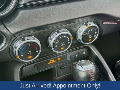 Used 2019 MAZDA MX-5 Miata Grand Touring RWD image 19