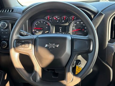 Used 2019 Chevrolet Silverado 1500 Custom Trail Boss w/ Custom Convenience Package image 11