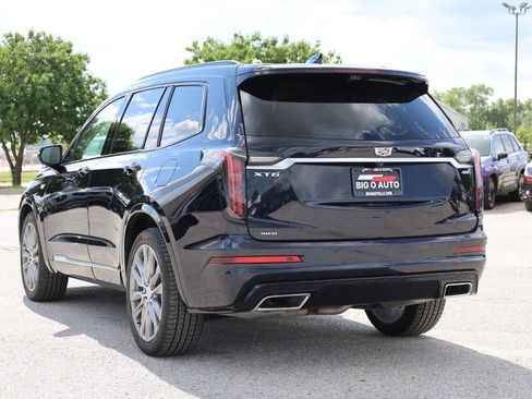 Used 2021 Cadillac XT6 Sport w/ Platinum Package AWD/4WD image 11