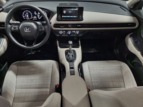 Certified 2024 Honda HR-V LX image 11