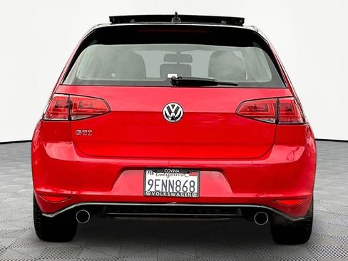 Used 2016 Volkswagen GTI SE image 5