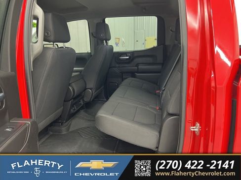 Used 2021 Chevrolet Silverado 1500 Custom Trail Boss AWD/4WD image 11