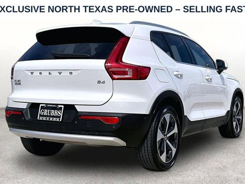 Used 2023 Volvo XC40 B4 Plus w/ Protection Package Premier FWD image 2