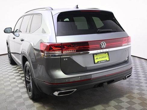 Used 2024 Volkswagen Atlas SE w/ Black Wheel Package AWD/4WD image 4