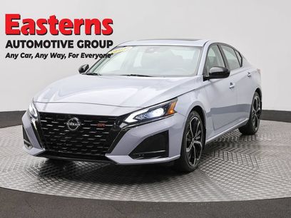 Used 2023 Nissan Altima 2.5 SR w/ SR Premium Package