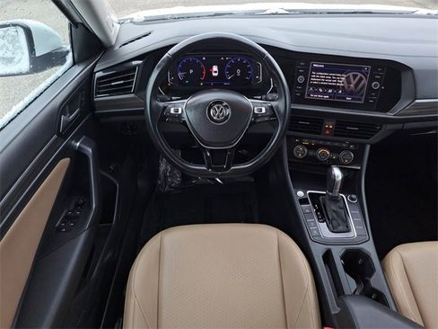Used 2019 Volkswagen Jetta SEL image 11