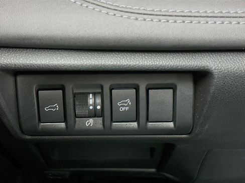 Used 2024 Subaru Outback Limited image 16