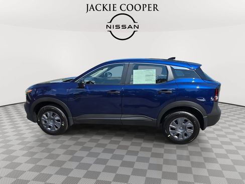New 2026 Nissan Kicks S FWD image 8