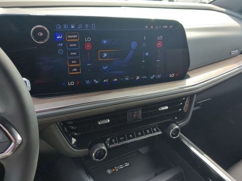 Used 2026 Chevrolet Tahoe High Country image 27